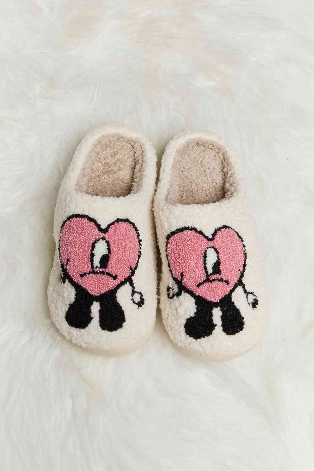 Melody Love Heart Print Plush Slippers - ChicaLux